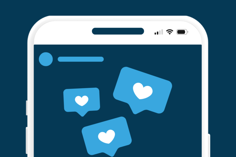 Oberer Teil eines Smartphones mit Herzen